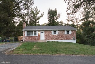 7809 Sarakal Rd, Clinton, MD 20735