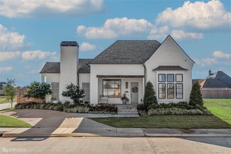 300 Chimes St, Bossier City, LA 71111