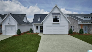 160 Shiloh Creek Dr, Calera, AL 35040