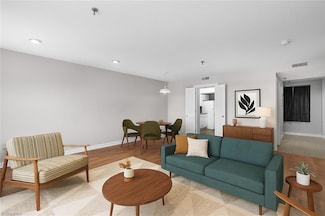 315 N Spruce St Unit 307, Winston Salem, NC 27101
