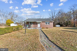 112 S Academy St, Glassboro, NJ 08028