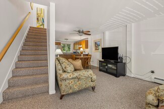 51 Carriage Ln Unit B, Portland, ME 04103