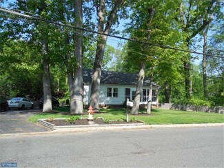 214 Maxwell Ave, Hightstown, NJ 08520