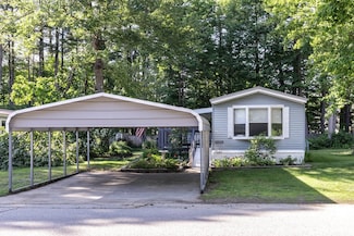 16 Dawn Dr, Concord, NH 03303
