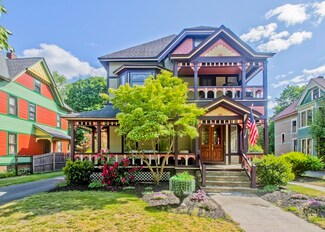 66 Dartmouth St, Springfield, MA 01109