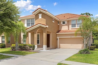 290 Las Fuentes Dr, Kissimmee, FL 34746