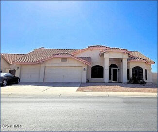250 N La Arboleta Dr, Gilbert, AZ 85234