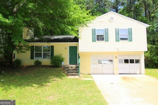 2238 Scarbrough Dr, Stone Mountain, GA 30088