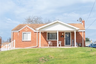 502 Lebanon Manor Dr, West Mifflin, PA 15122