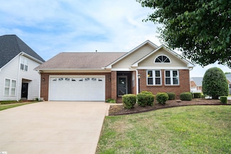 17 Arbours Ln W, Moore, SC 29369