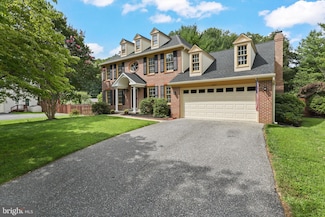 13811 Heatherstone Dr, Bowie, MD 20720