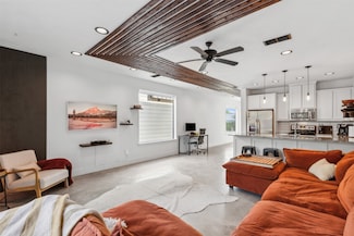 414 College Ave, Fort Worth, TX 76104