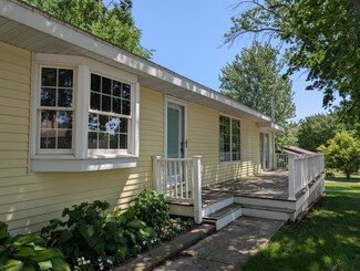 121 W Rowena St, Ivanhoe, MN 56142