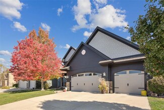 344 S 83rd St, West Des Moines, IA 50266