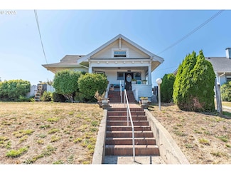 2670 Sheridan Ave, North Bend, OR 97459