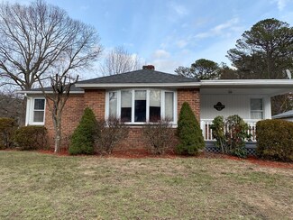 135 Franklin St, Feeding Hills, MA 01030