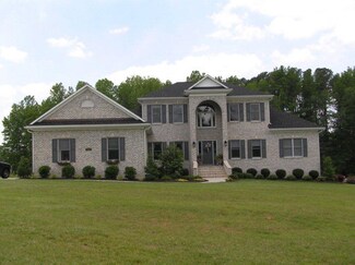 809 Forest Ln, South Hill, VA 23970