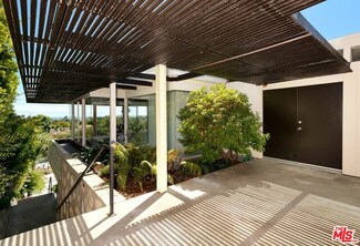 819 Berkeley St, Santa Monica, CA 90403