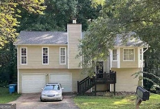 2734 Laurel View Dr, Snellville, GA 30039