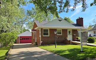 2204 Lakeway Ave, Kalamazoo, MI 49001