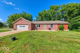 6888 E County Road 800 N, Bainbridge, IN 46105