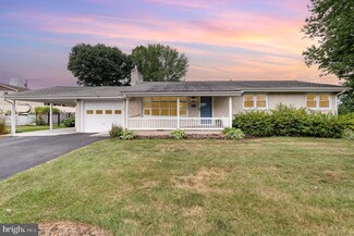 34 Circle Dr, Mechanicsburg, PA 17055