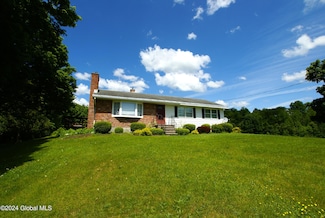516 Conety Rd, Granville, NY 12832