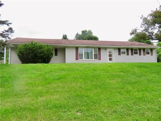 10 Main St, Atlasburg, PA 15004