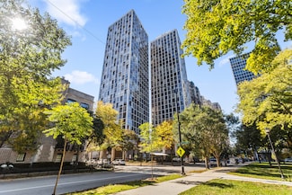 345 W Fullerton Pkwy Unit 603, Chicago, IL 60614