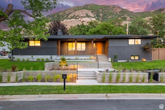 5223 S Hillsden Dr, Holladay, UT 84117