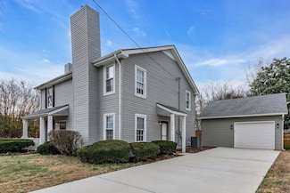 2414 Fairbrook Dr, Nashville, TN 37214