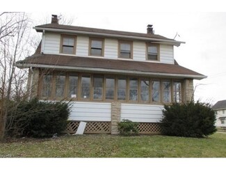 54 N Bon Air Ave, Youngstown, OH 44509