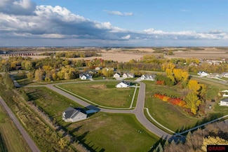 109 Pine Creek Rd, Mankato, MN 56001