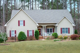 102 Maurice Ct, Chocowinity, NC 27817