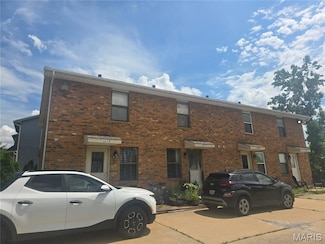 1331 Dartmouth Ct, Saint Charles, MO 63303