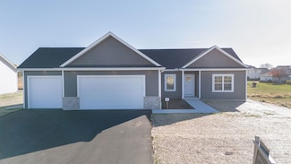 1702 Kyle Ln, Beloit, WI 53511