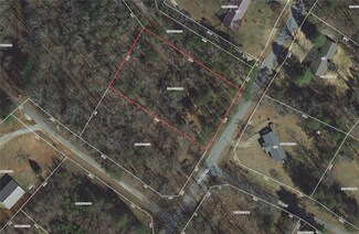 00 N Forest Cir, Slater-Marietta, SC 29661