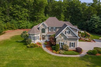 28 Tanager Way, Londonderry, NH 03053