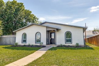 11750 Featherbrook Dr, Dallas, TX 75228