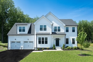 17 Old Grafton Rd, Upton, MA 01568
