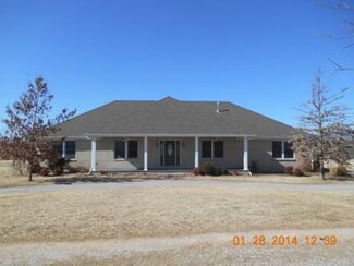 1620 Elm Springs Rd, Elm Springs, AR 72762