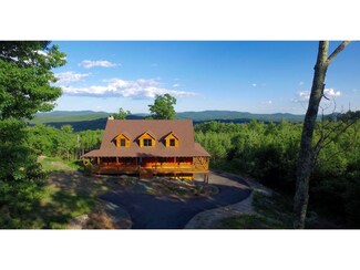 57 Woodbine Dr, Newbury, NH 03255