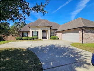 549 English Oak Dr, Madisonville, LA 70447