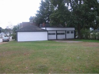 822 Hall St, Manchester, NH 03104