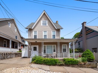 210 N Schanck Ave, Pen Argyl, PA 18072