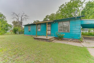 104 Griffin St, Waxahachie, TX 75165