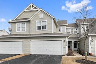 2874 Falling Waters Dr, Lindenhurst, IL 60046