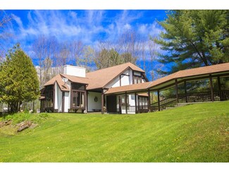 419 Maggies Way, Waterbury Center, VT 05677