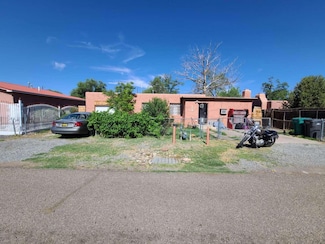3031 Aaron Ct SW, Albuquerque, NM 87105