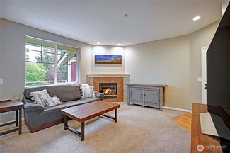 13000 Admiralty Way Unit A305, Everett, WA 98204